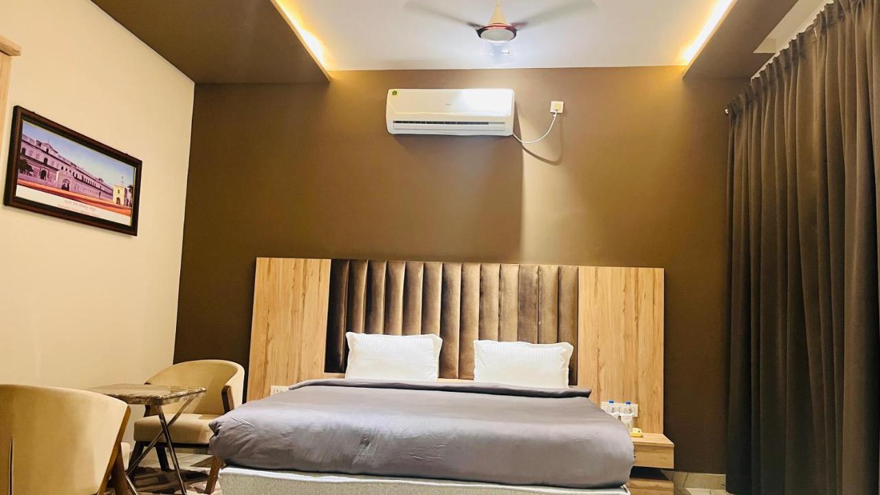 Sargawa The Palace Resort Ambikapur Bagian luar foto